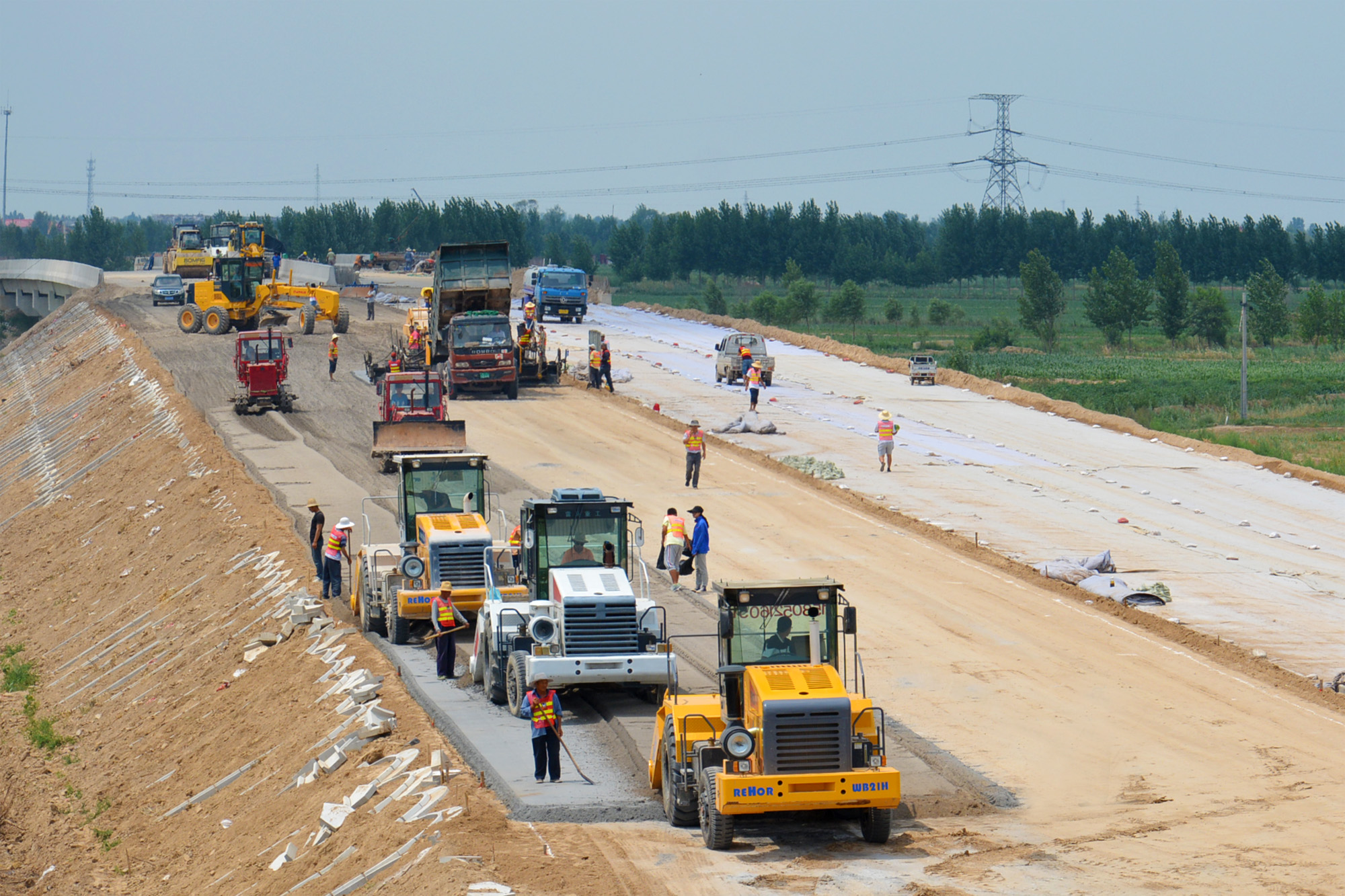 濕地推土機(jī)出現(xiàn)短路問(wèn)題怎么回事